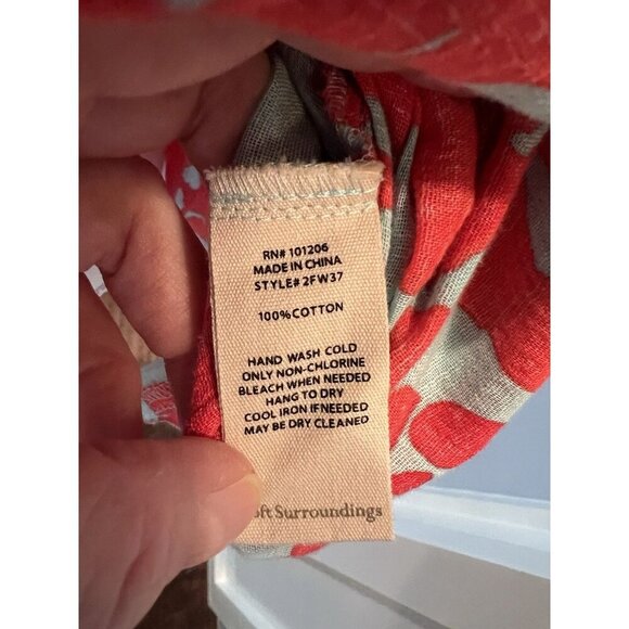 SOFT SURROUNDINGS Blouse Top M Blue Red Orange Floral Cotton Gauze Coastal - Picture 10 of 10